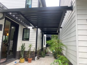 Aluminum pergola